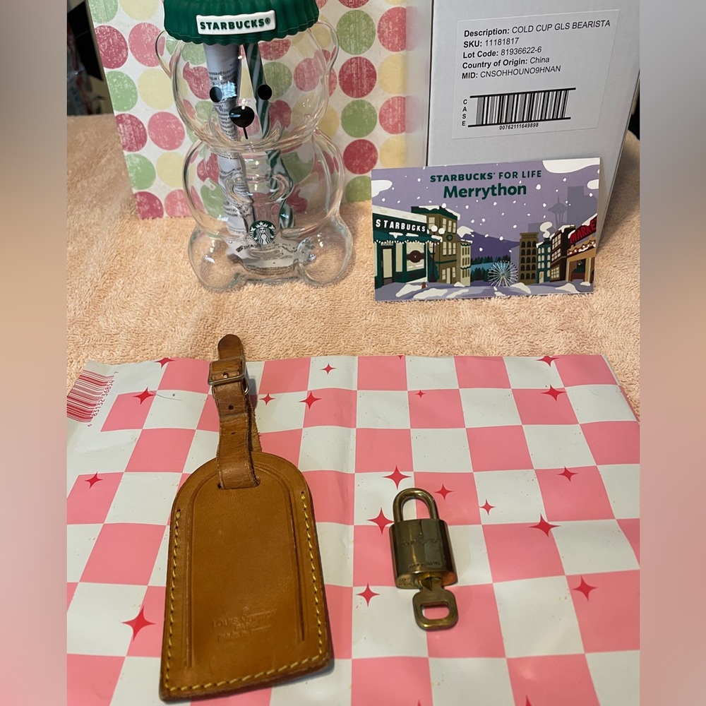 Lot of 2: LV luggage tag & lock and key